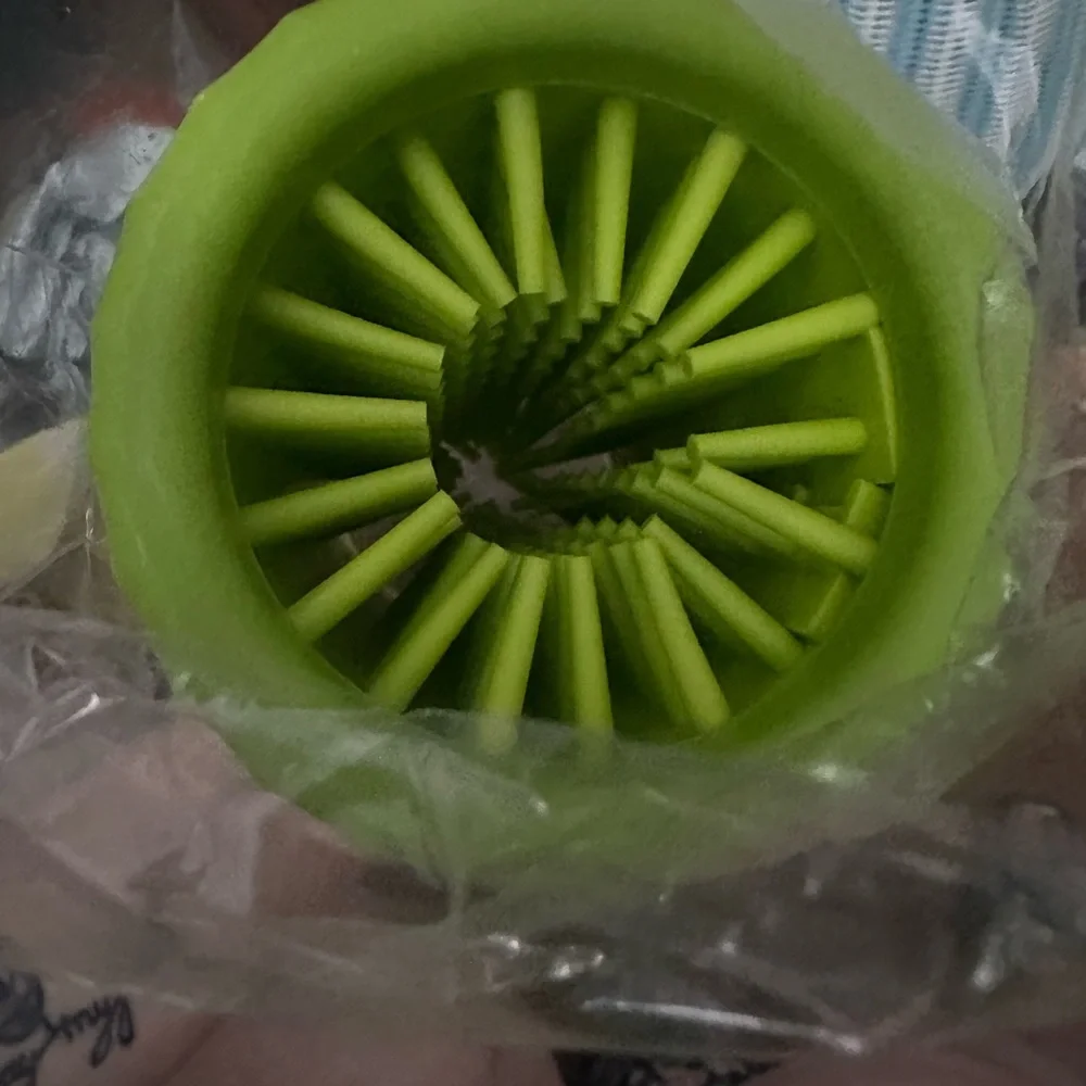 Dog Foot Cup Cleaner - Green